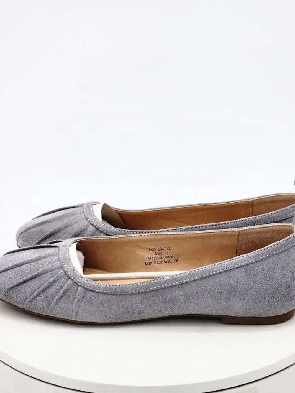 Journee Collection Tannya Gray Suede Ballet Flats Round Toe Women's Size 9